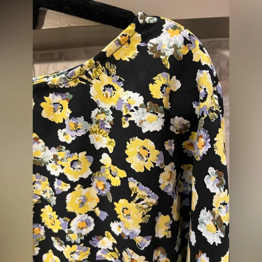 Anthropologie Azelhazel size Medium floral long sleeve top - Picture 4 of 8